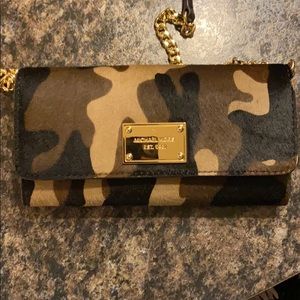 Micheal Kors purse
